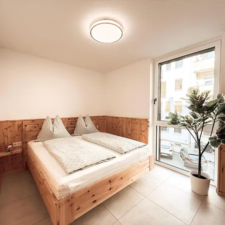 Апартаменты Zirbenglueck Mit Balkon In Грац