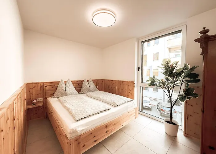 公寓 Zirbenglueck Mit Balkon In 格拉茨